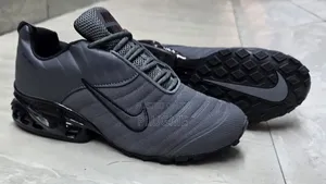 Nike Air Max Ultra Sneakers