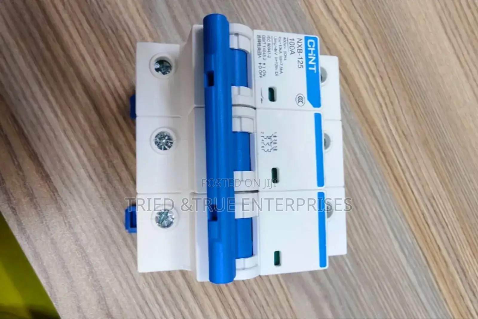 Quality 100amps Triple Pole Chint Hf9k