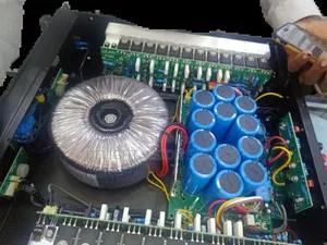 Amplifier Cs 4000
