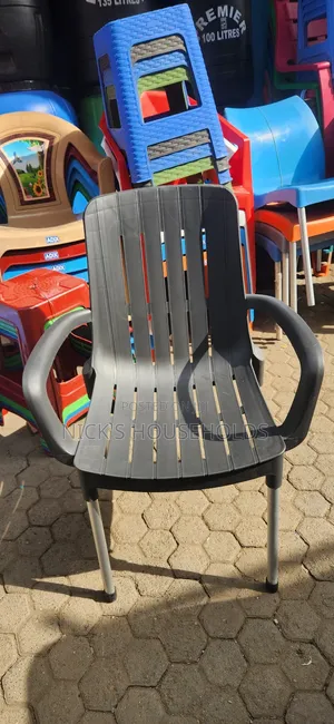 Latest Plastic Chairs With Metal Tubing Legs