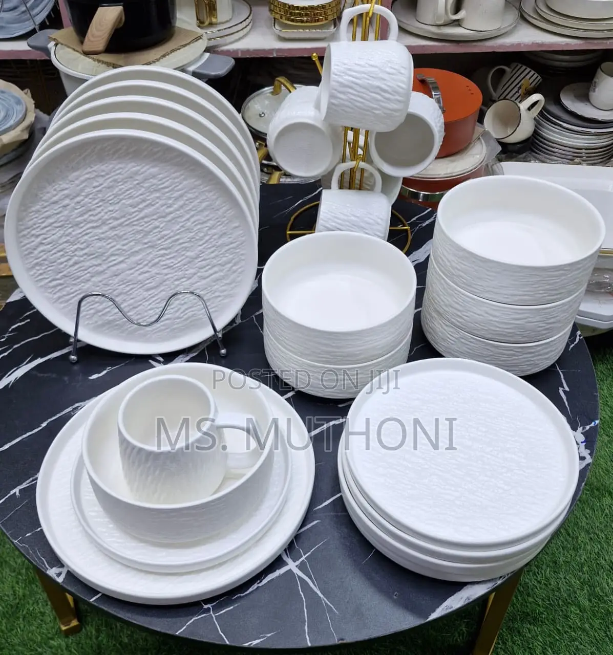 White 24 PCS Rock or Ribbed Texture Dinner Set