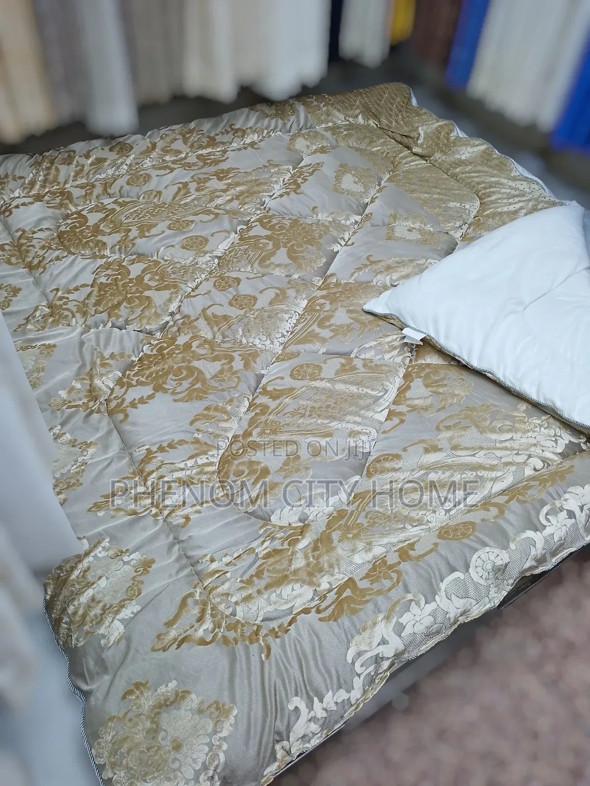 White and Beige Silk Velvet Duvet Set