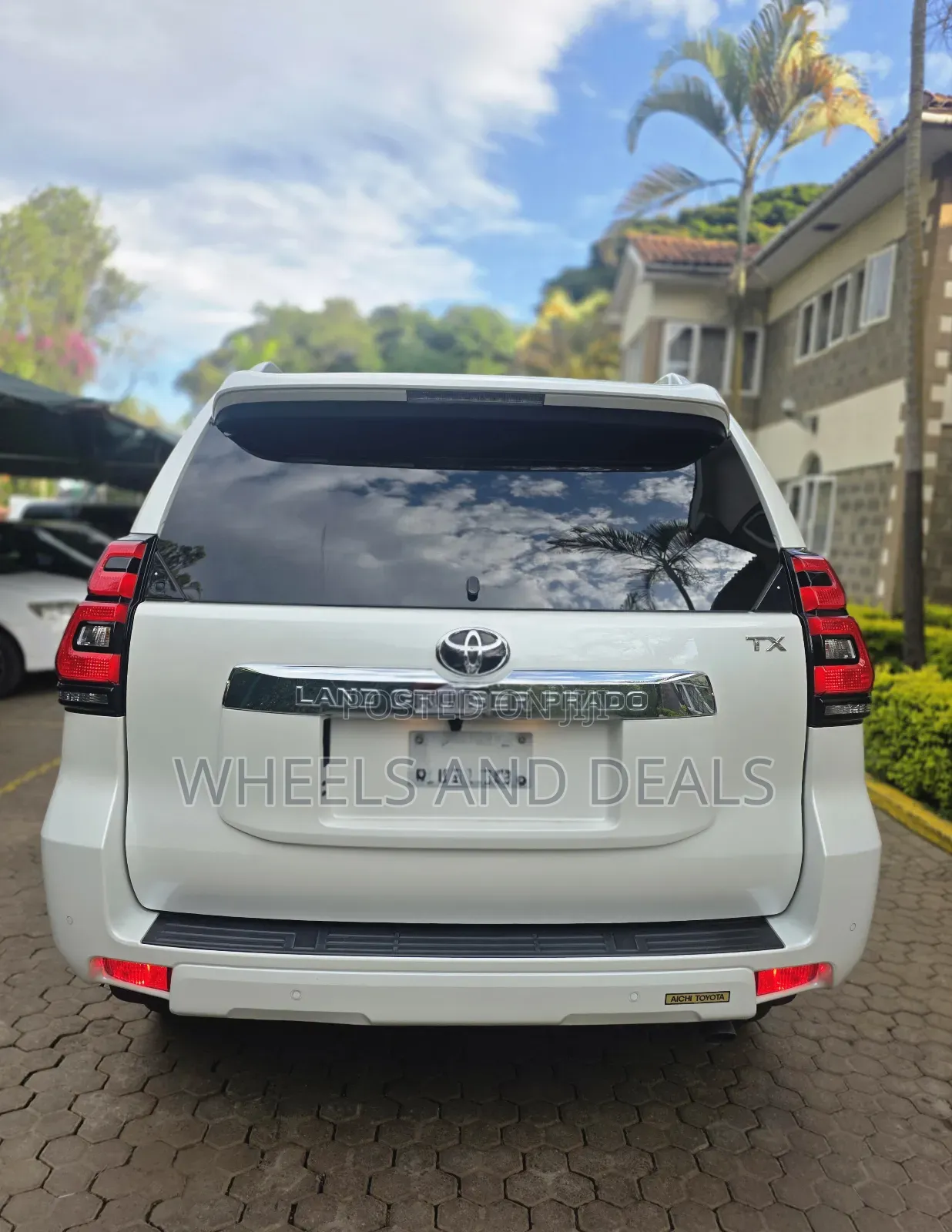 Toyota Land Cruiser Prado 2.8 2019 White