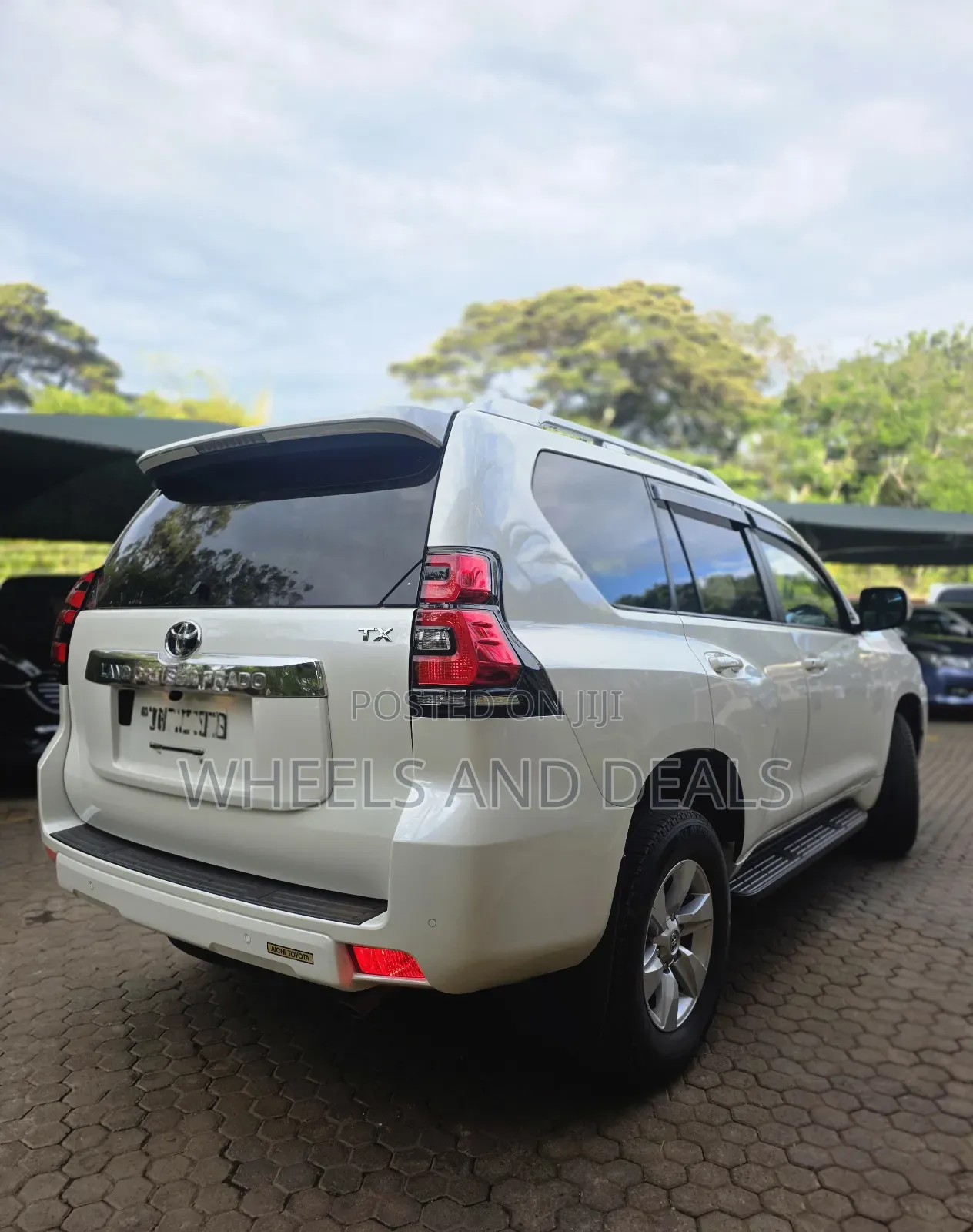 Toyota Land Cruiser Prado 2.8 2019 White