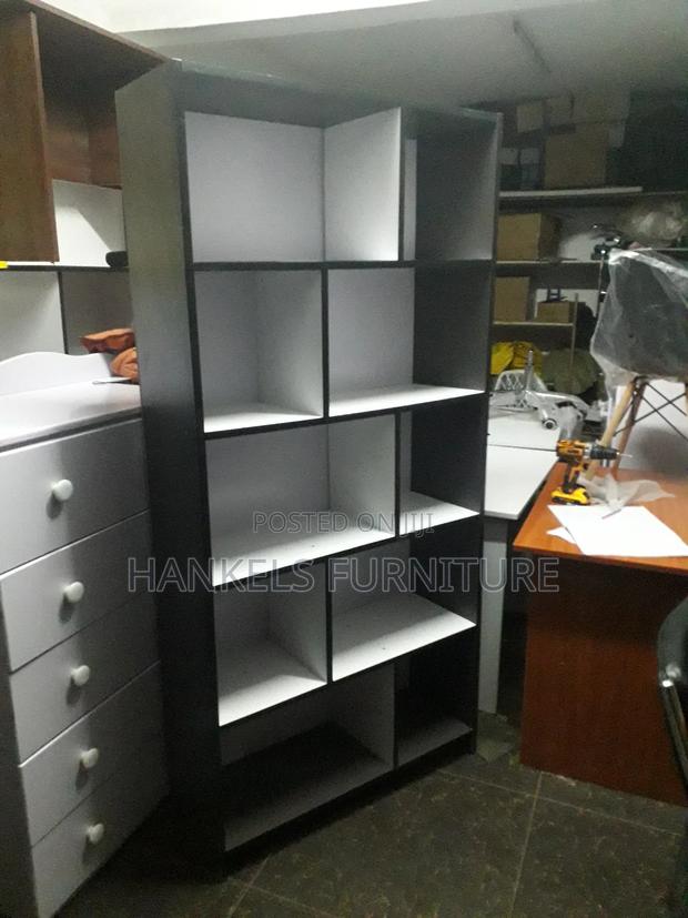 Modern Wooden Bookshelf – Durable Spacious - thumbnail 3
