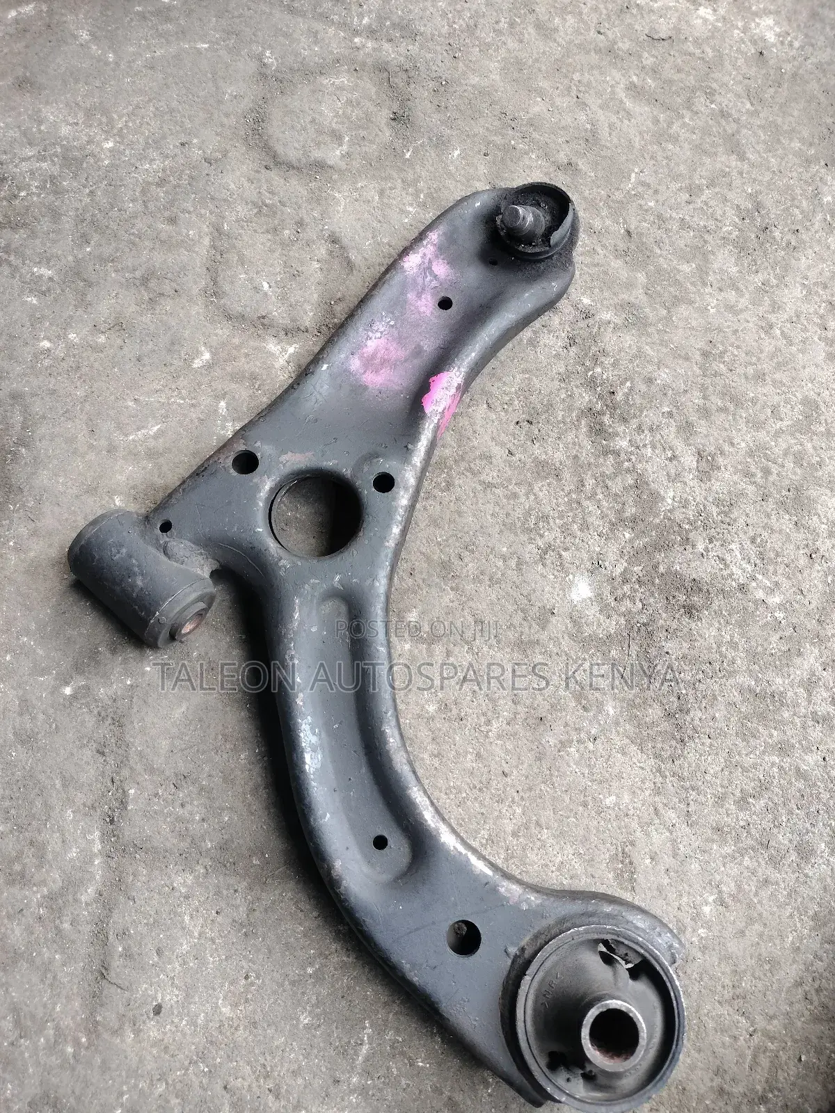 Daihatsu Mira Lower Control Arms