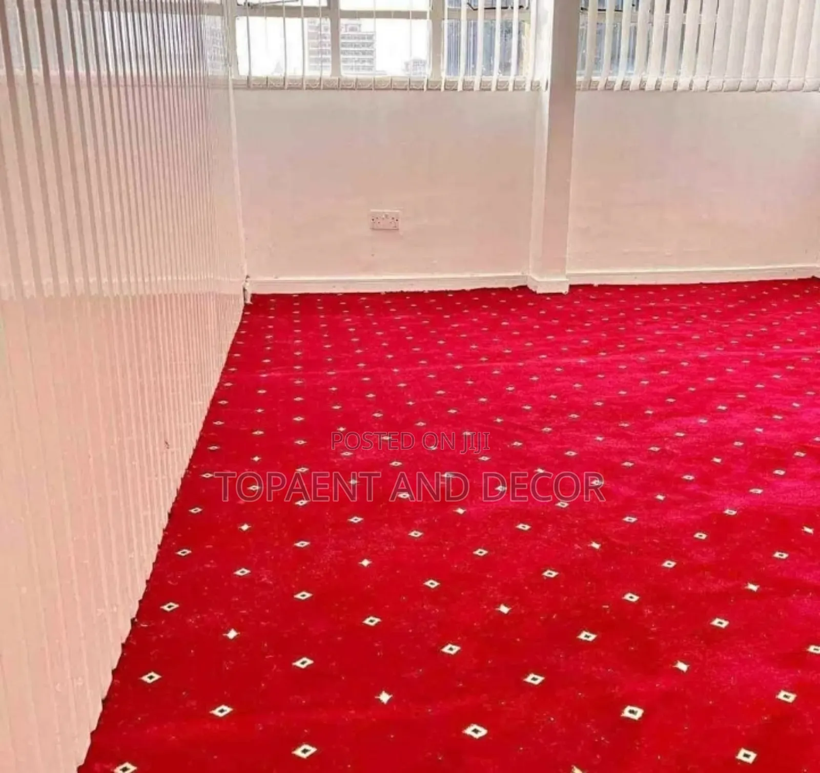 Extra Soft Fitted Dotted Vip Wall to Wall Carpet