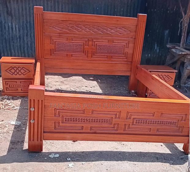 5x6 Solid Hardwood Carved Bed Frame - main view