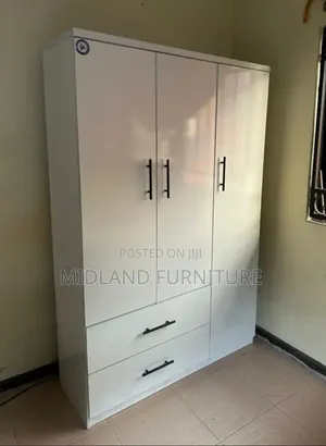 Bedroom Wardrobe Cupboard / Closet in Nairobi