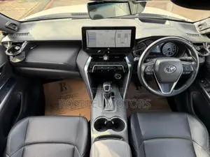 Toyota Harrier 2.0 2020 White