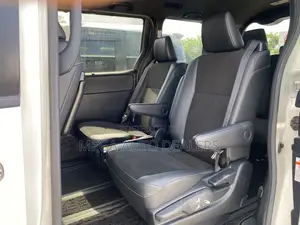 Toyota Noah 2018 White