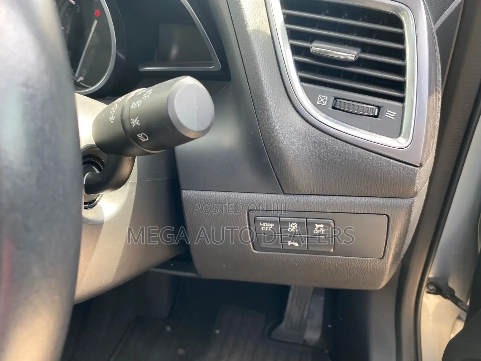 Mazda Axela 2018 Gray