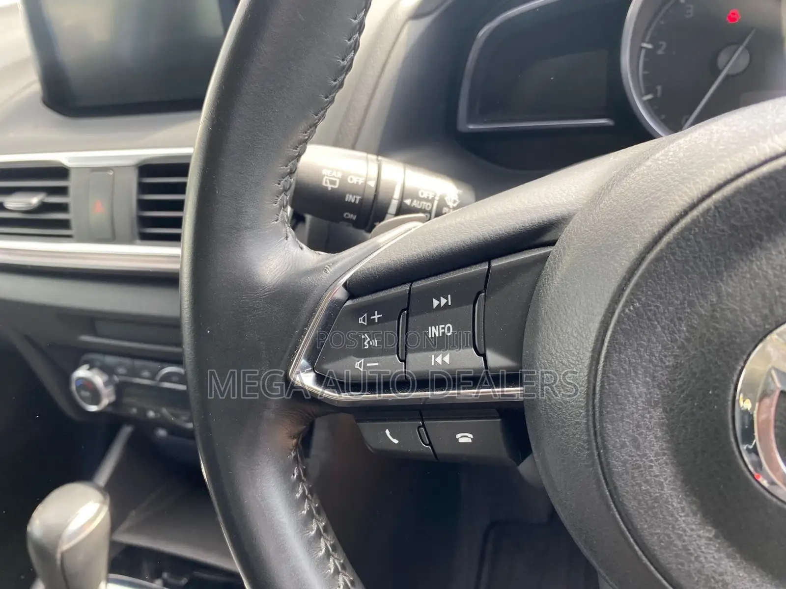 Mazda Axela 2018 Gray