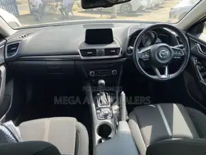 Mazda Axela 2018 Gray