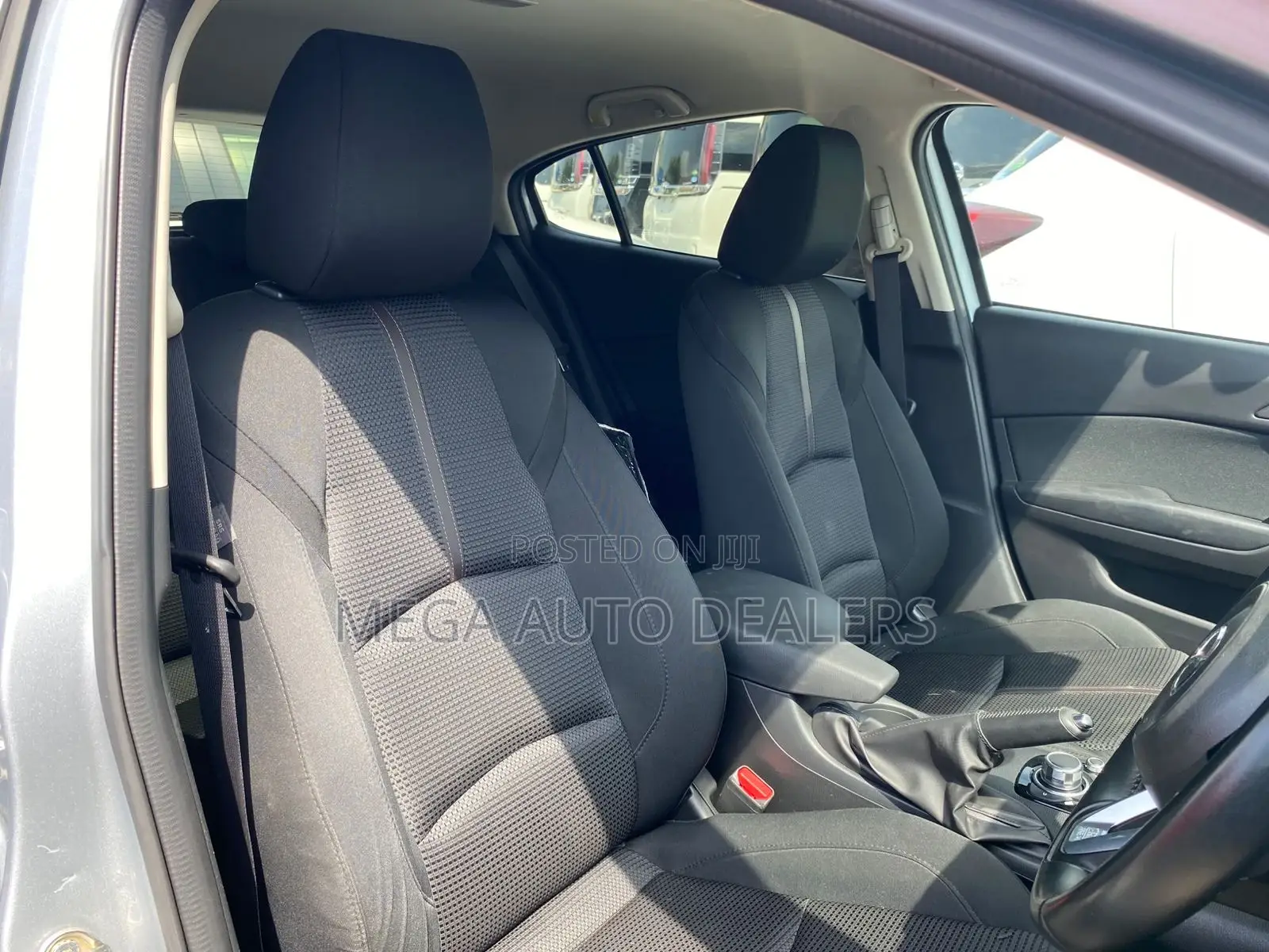 Mazda Axela 2018 Gray