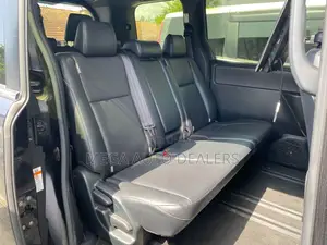 Toyota Esquire 2018 Black