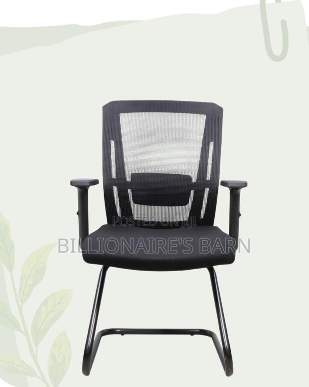 Classic Waiting Area Visitor Seat | Neat Finish, Comfortable Padding - thumbnail 3