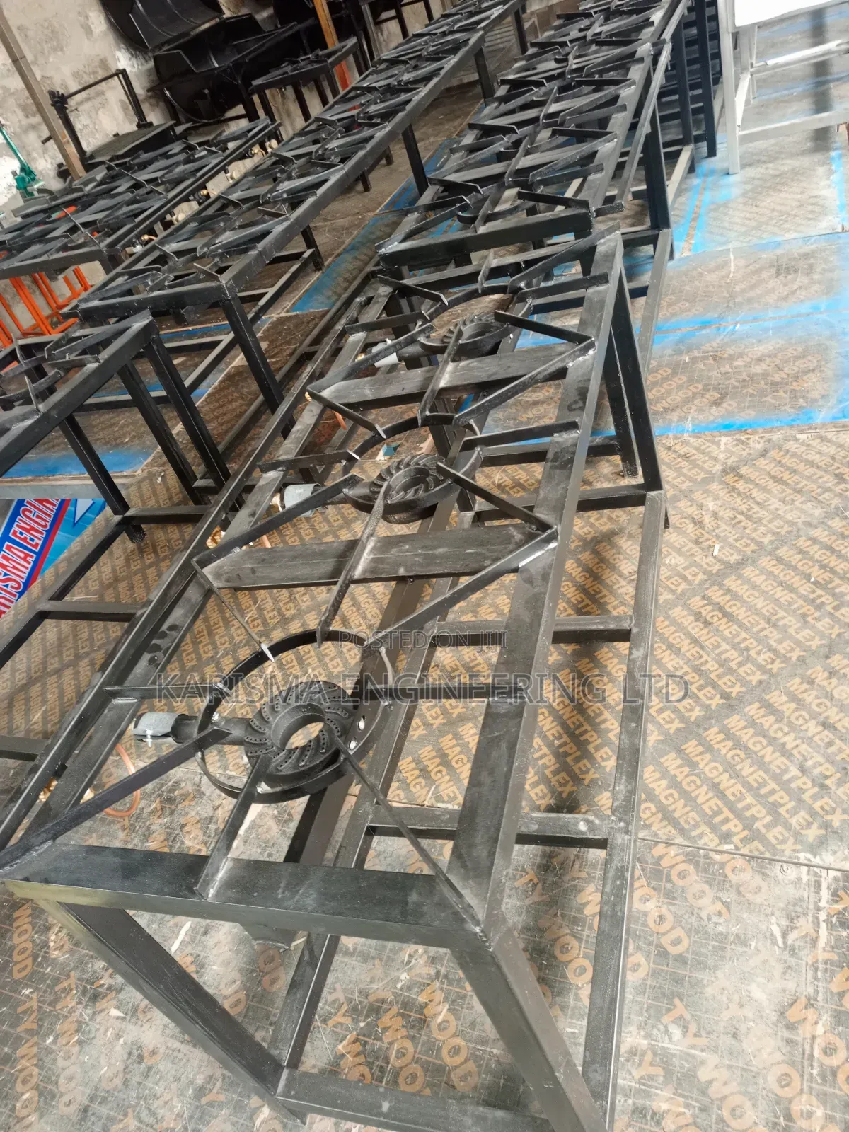 Three Burner Cooker