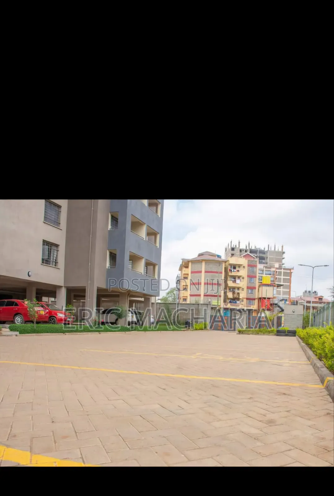 3bdrm Apartment in Claycity, Kasarani for sale