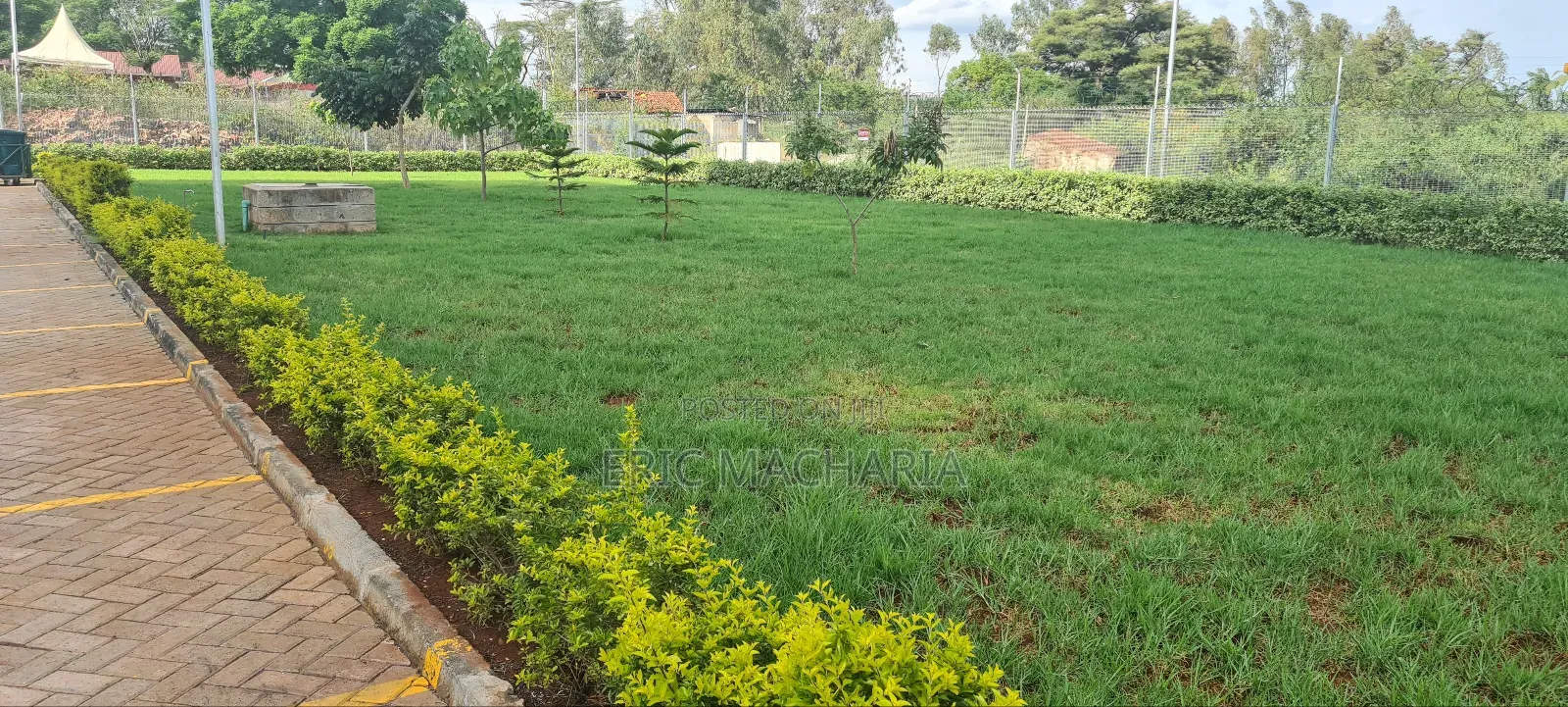 3bdrm Apartment in Claycity, Kasarani for sale