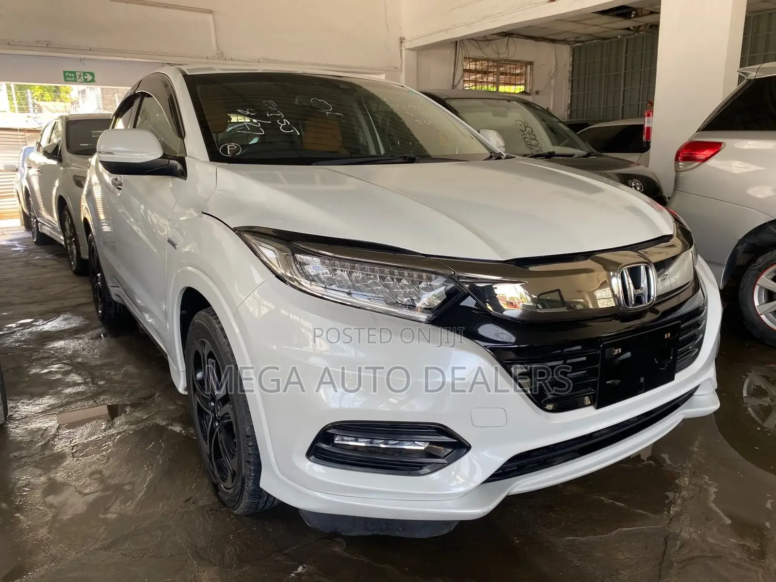 Honda Vezel 2018 White