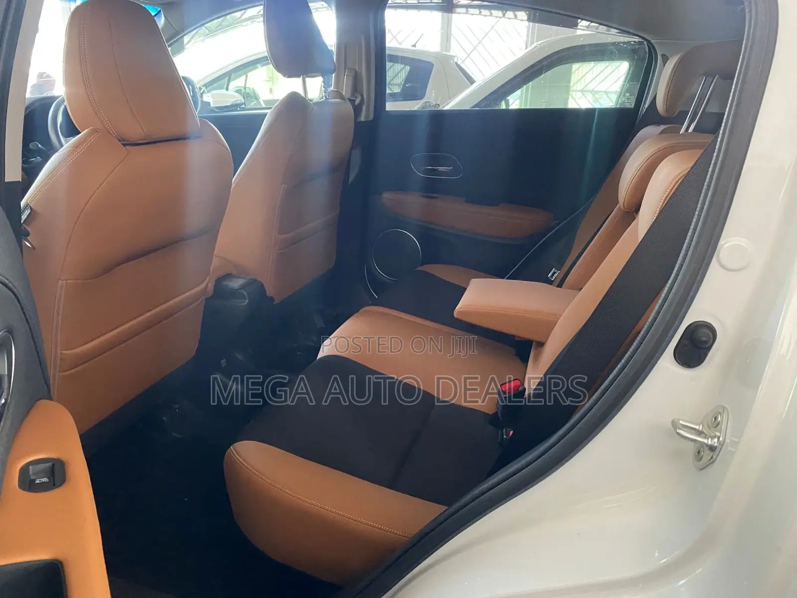 Honda Vezel 2018 White