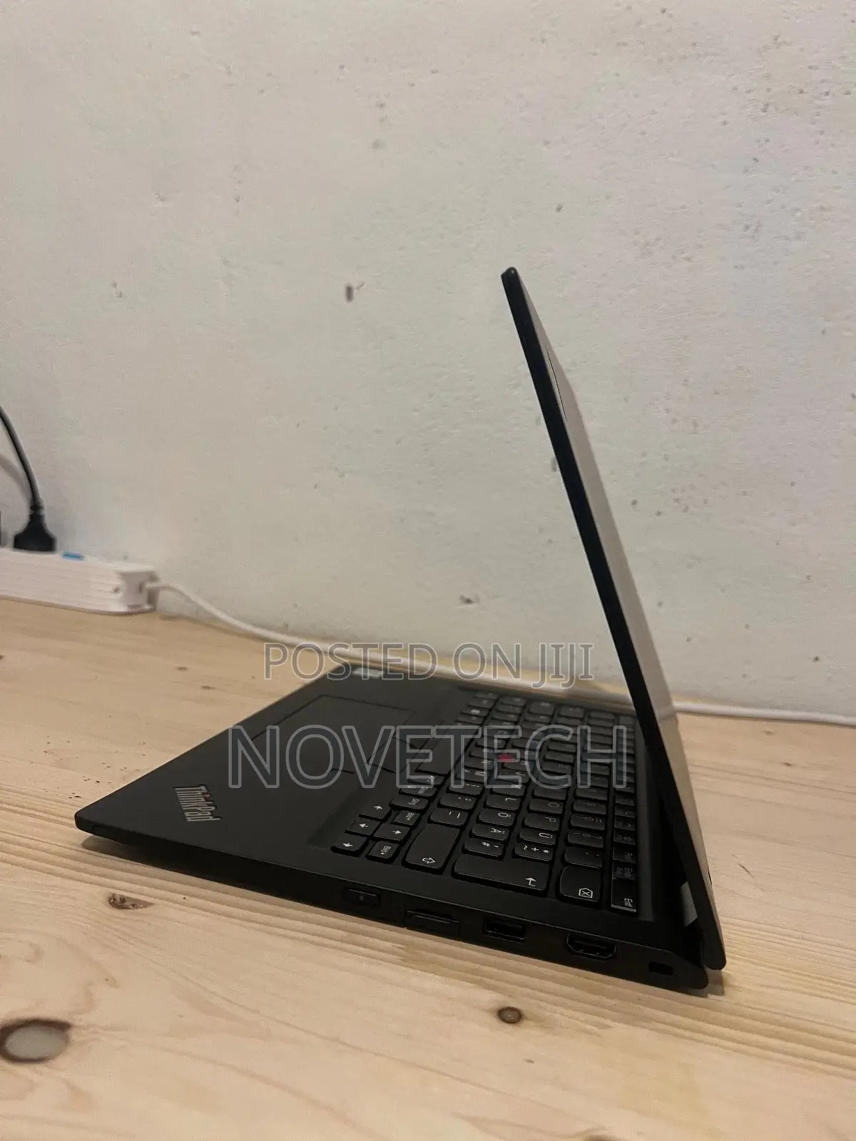 Laptop Lenovo Thinkpad X13 Yoga 32GB Intel Core I7 SSD 512GB