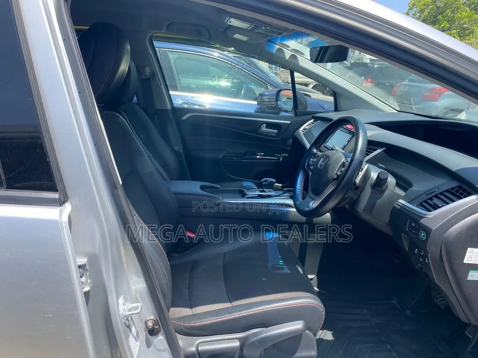 Honda Jade 2018 Silver