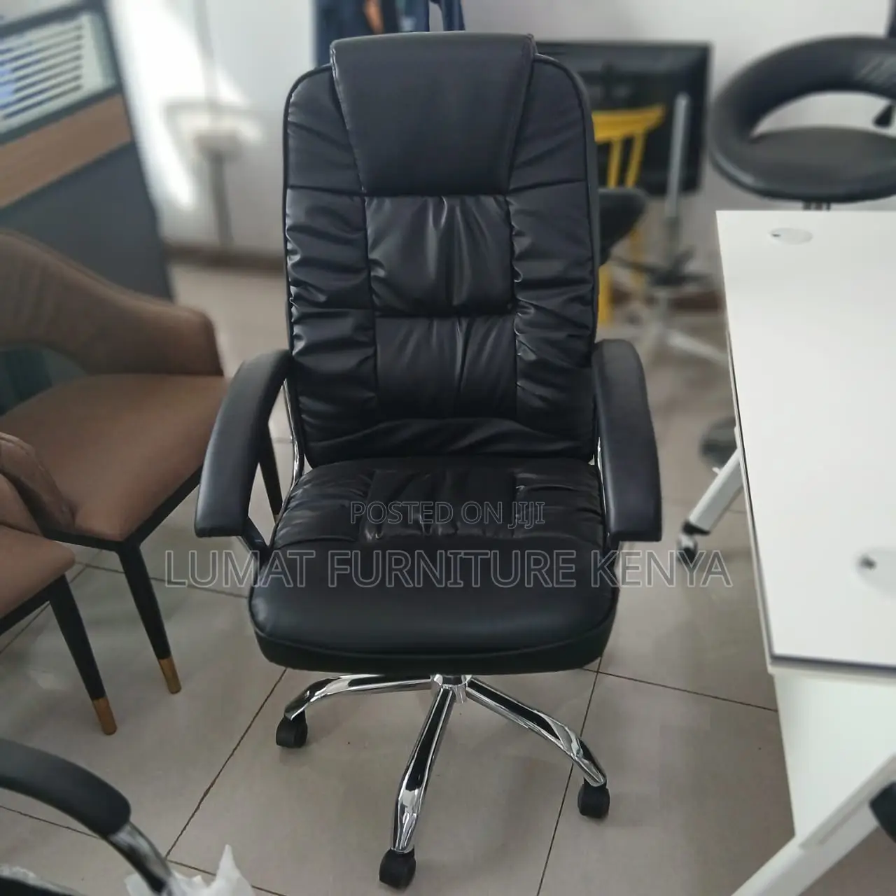 Swivel Executive Office Seat