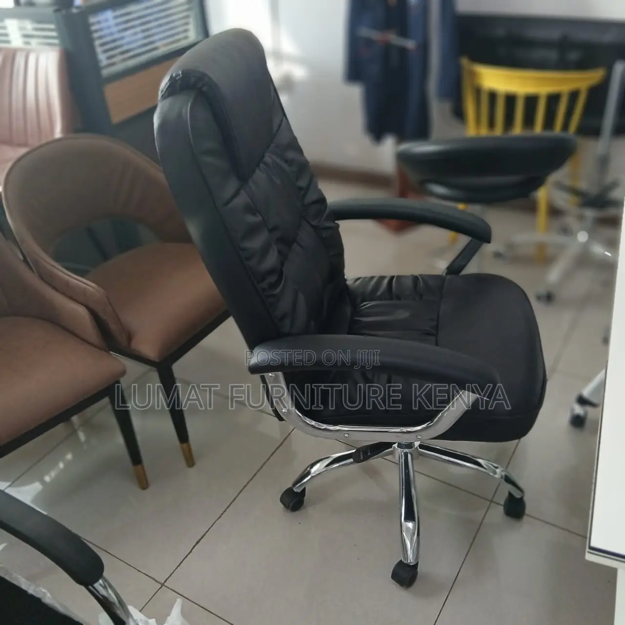 Swivel Executive Office Seat