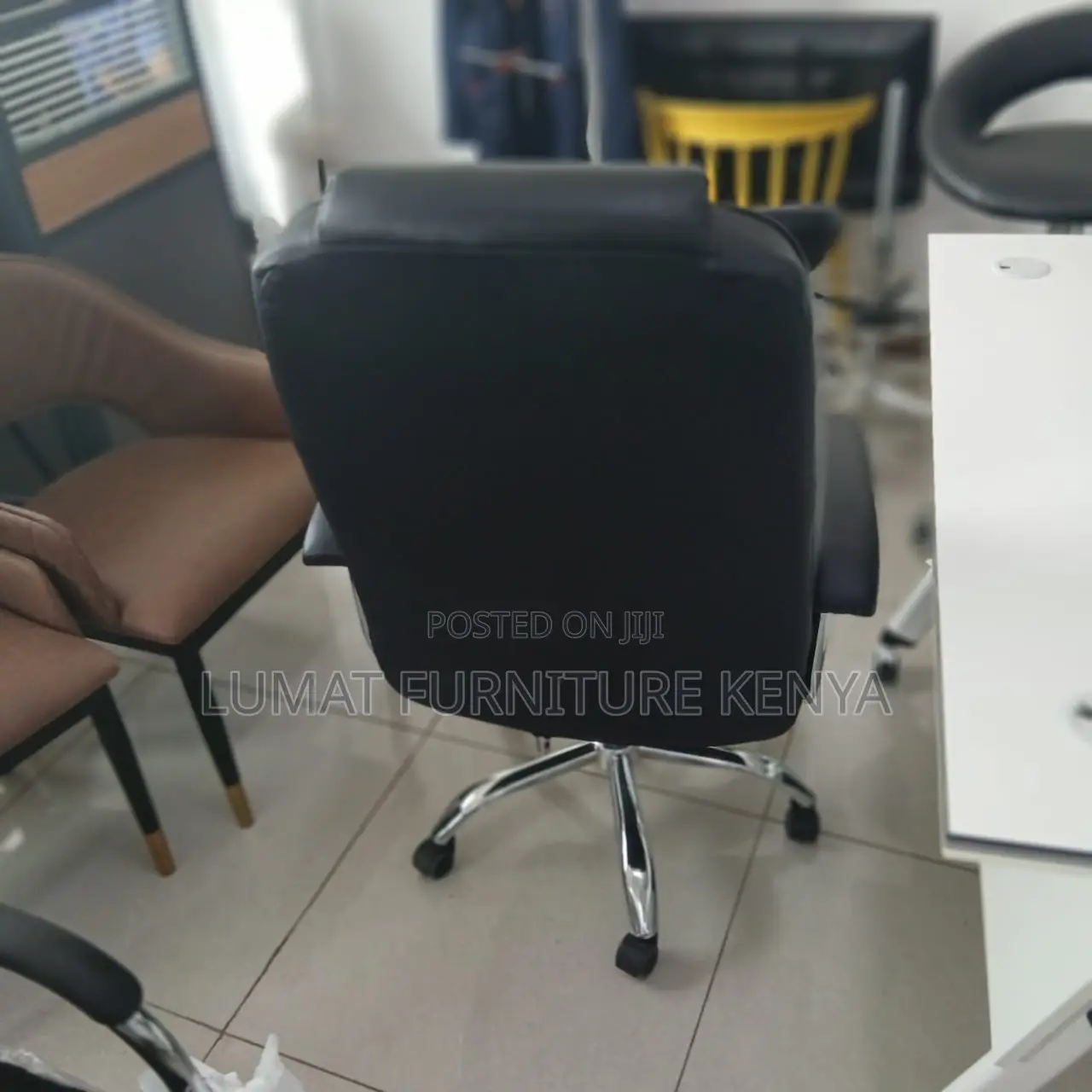 Swivel Executive Office Seat