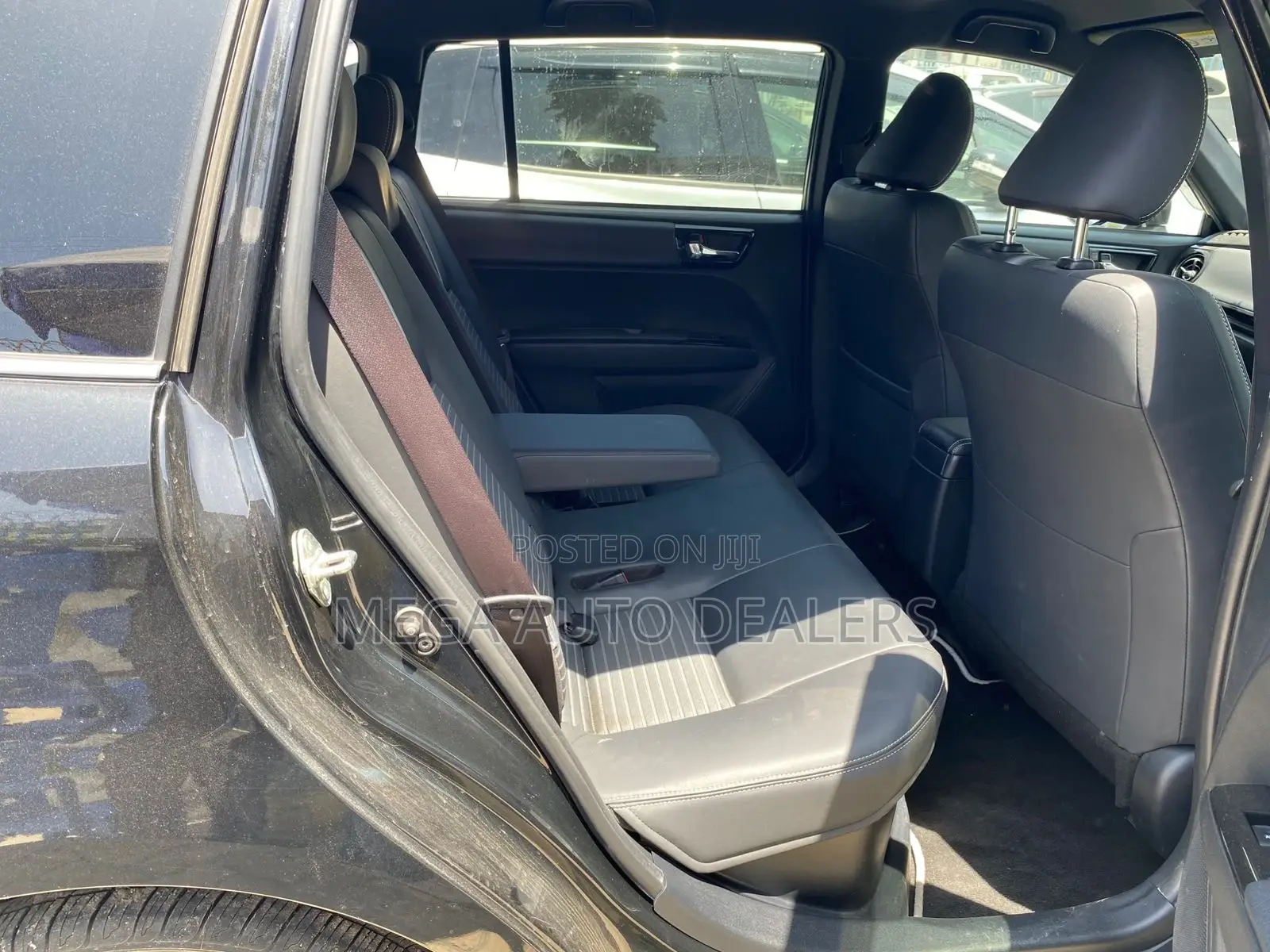 Toyota Corolla Fielder 2018 Black