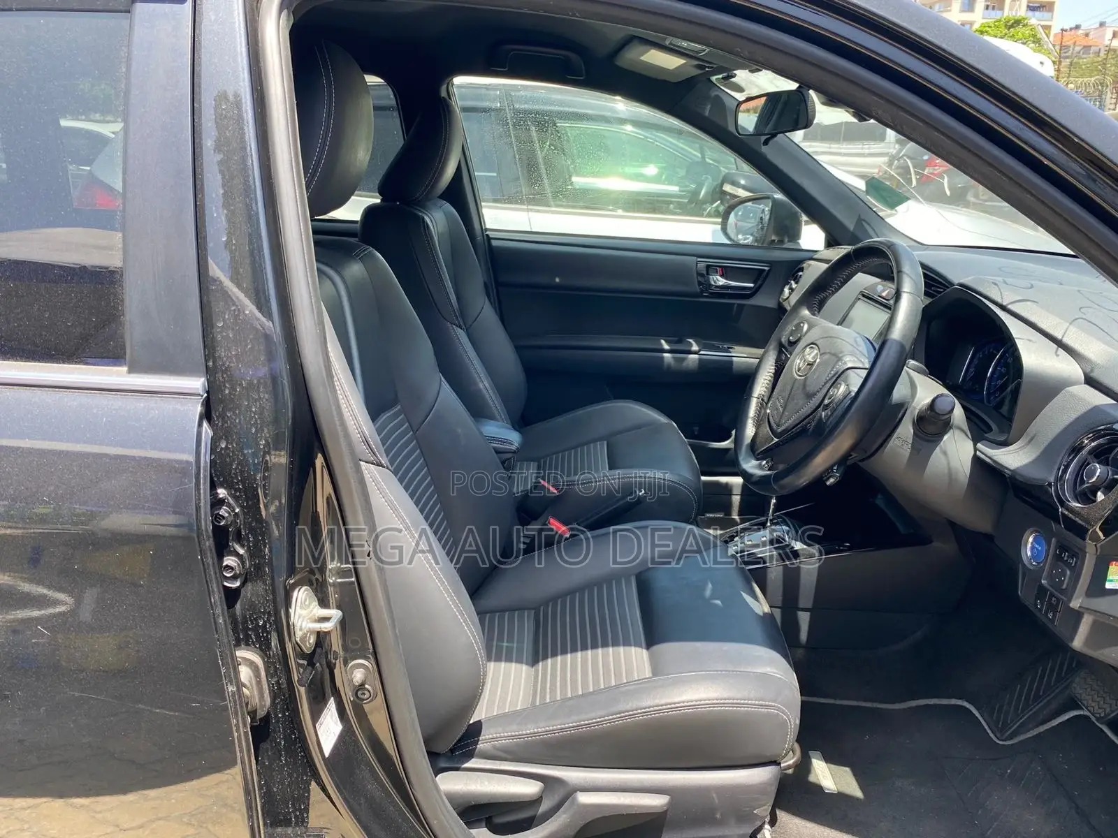 Toyota Corolla Fielder 2018 Black