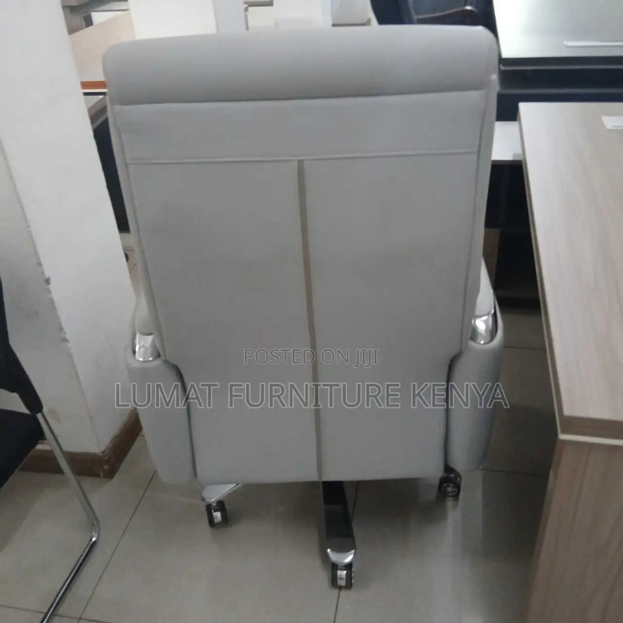 Managerial Office Seat