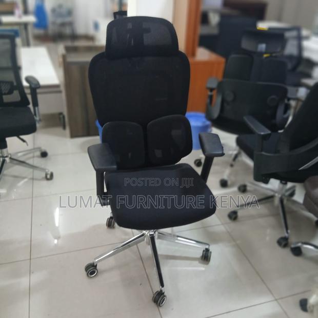 Spring Back Orthopedic Office Seat - main view