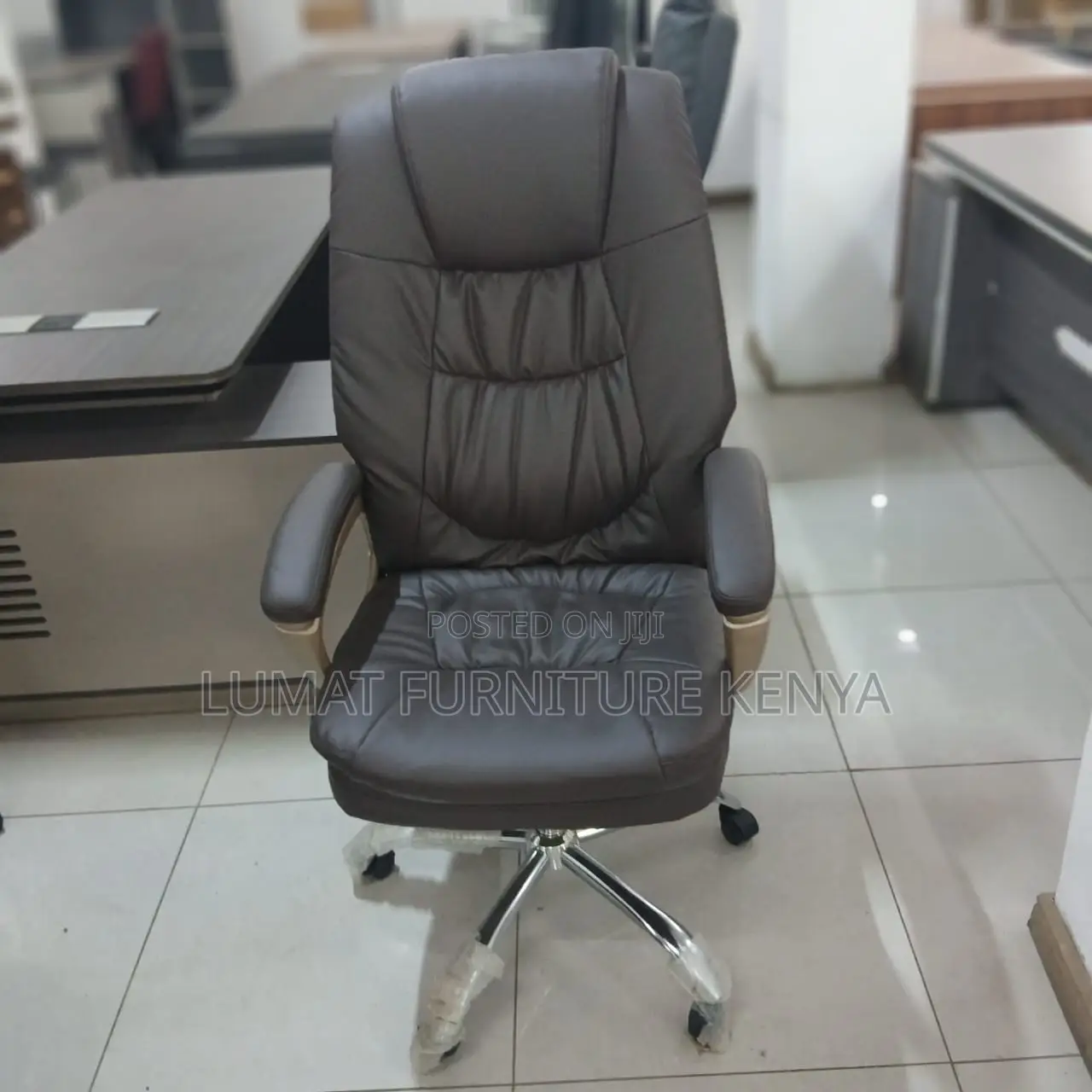 Brown Executive Office Seat