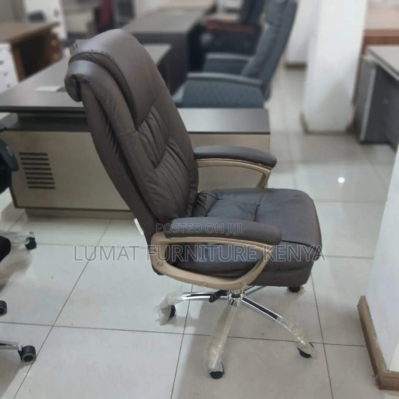 Brown Executive Office Seat