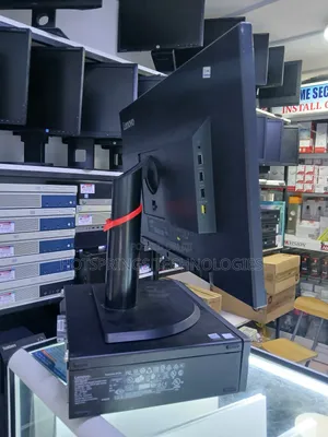 Lenovo ThinkCentre M720 SFF 8GB Intel Core I5 HDD 500GB