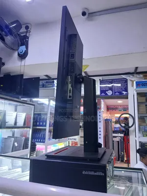 Lenovo ThinkCentre M720 SFF 8GB Intel Core I5 SSD 256GB