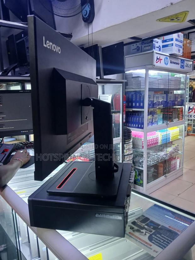 Lenovo ThinkCentre M720 SFF 8GB Intel Core I5 SSD 512GB - thumbnail 3