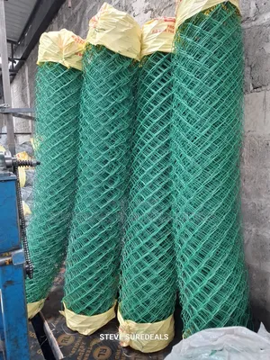 14 Gauge Heavy Gauge Galvanised P v C Coated Chainlink 6ft