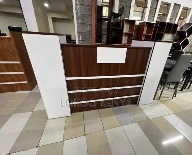 Office Desk; Wooden Customized 1.6 M Office Counter Reception Desk