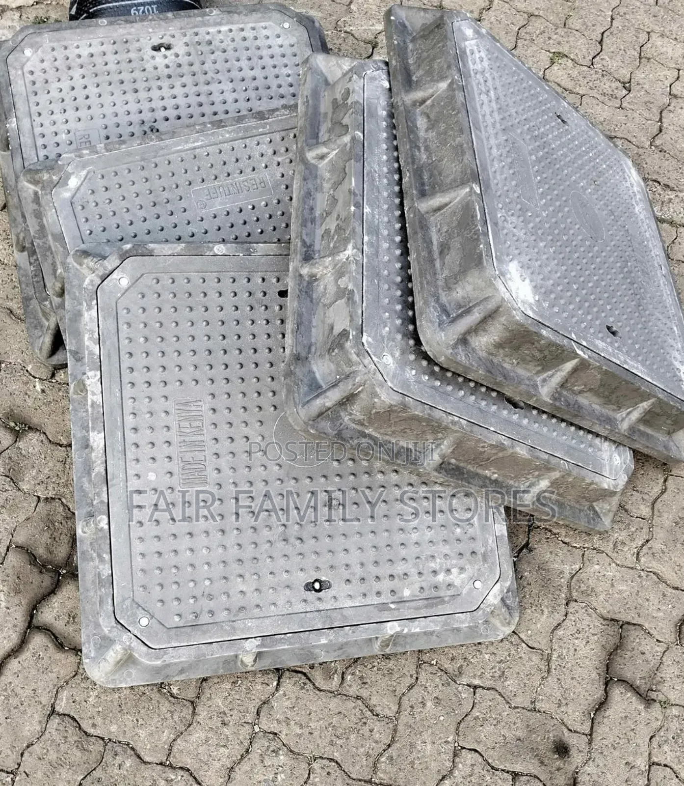 Reinforced Manhole Cover 600mm by 600mm