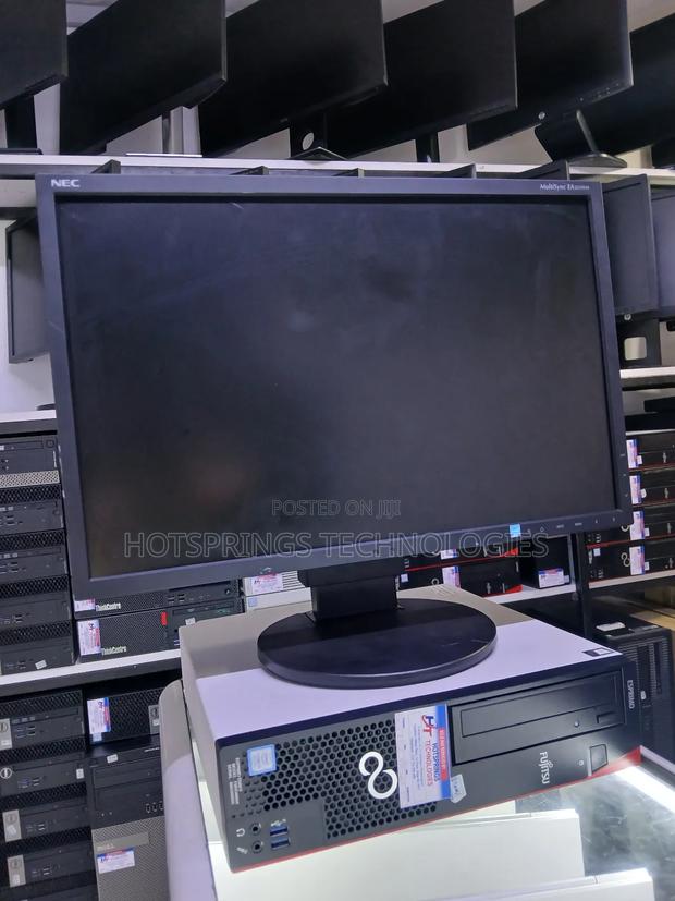 Desktop Computer Fujitsu Esprimo D538 8GB Intel Core I3 SSD 256GB - main view