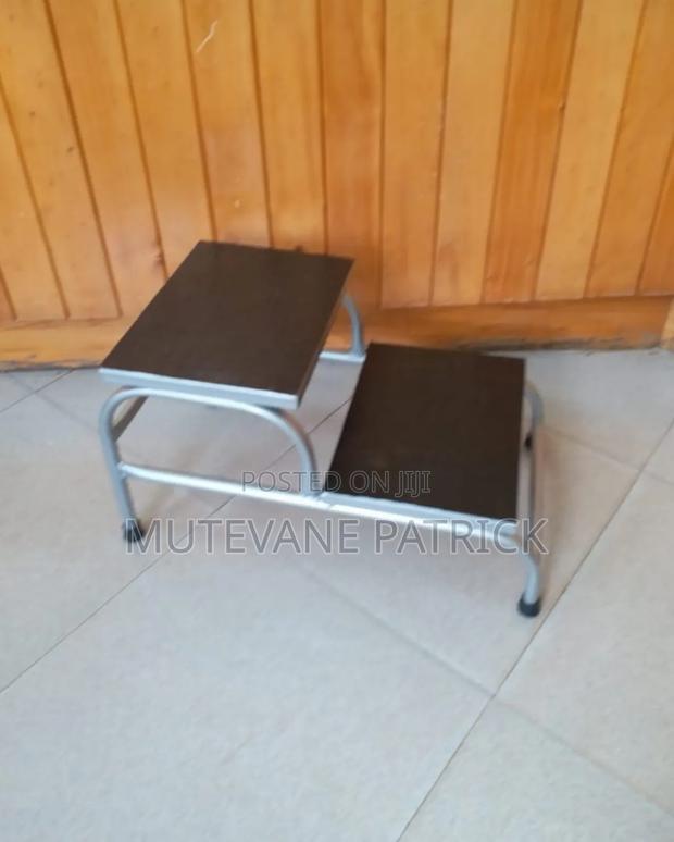 Stepping Stool - main view