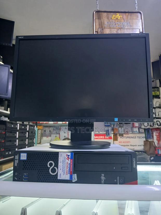 Desktop Computer Fujitsu Esprimo P558 8GB Intel Core i3 SSD 256GB - main view