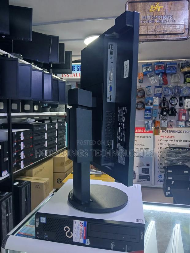 Desktop Computer Fujitsu Esprimo P558 8GB Intel Core i3 SSD 256GB - thumbnail 3