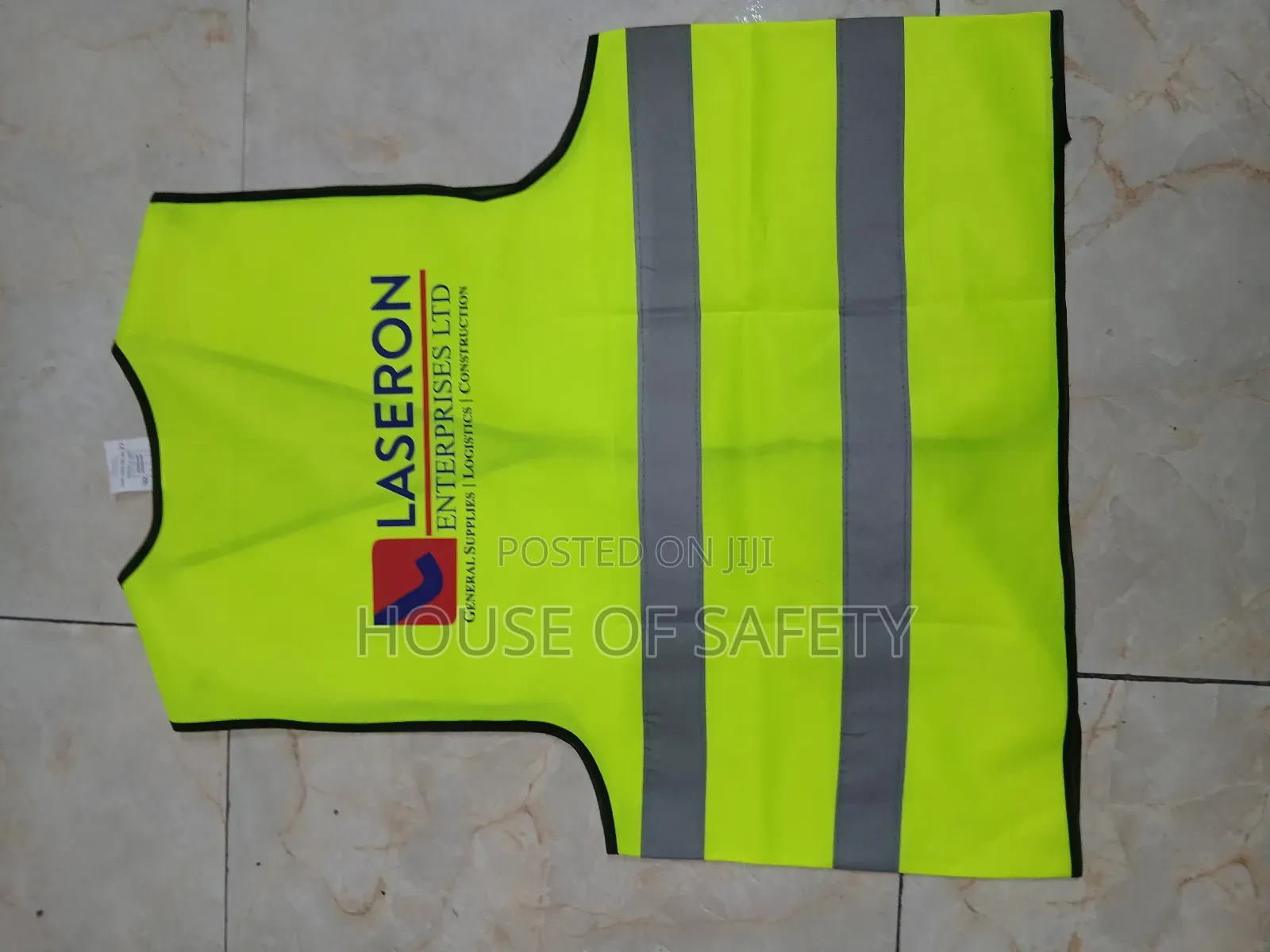 Safety Reflective Vest With High Visibility Reflective Strips