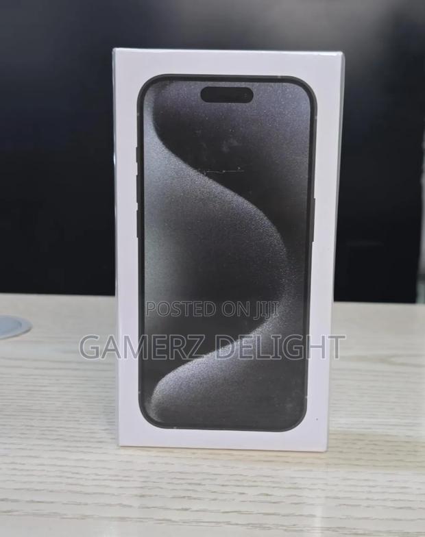 Apple iPhone 15 Pro 256 GB Gray - main view