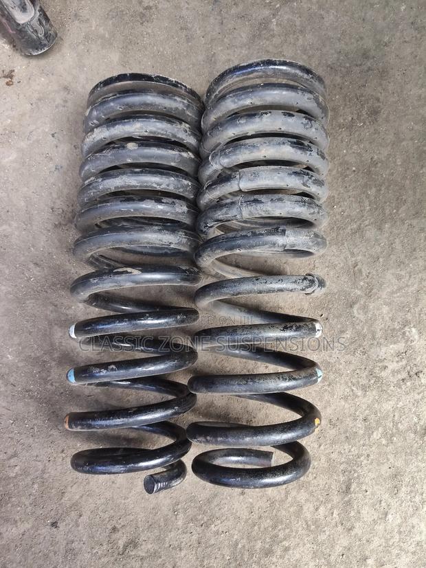 Toyota Landcruiser Springs - thumbnail 2